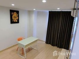 3 спален Таунхаус в аренду в Monotown Faham, Fa Ham, Mueang Chiang Mai