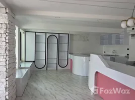 พื้นที่ค้าปลีก ให้เช่า ในทำเล ช่องนนทรี, กรุงเทพมหานคร, ช่องนนทรี