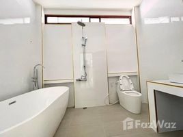 3 спален Дом for sale in Meechok Plaza, Fa Ham, Fa Ham