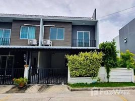 3 Bedroom Townhouse for sale at The Colors Premium Bangna KM.8, Bang Kaeo