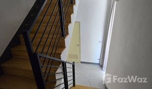 Таунхаус, 6 спальни на продажу в Chang Phueak, Чианг Маи 