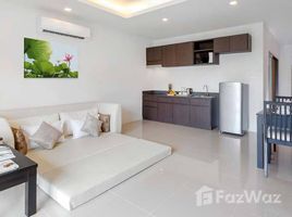 1 Schlafzimmer Appartement zu verkaufen im Patong Bay Hill, Patong, Kathu, Phuket, Thailand
