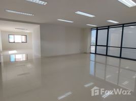 130 m2 Office for rent at Mahatun Rama 3, バン・クロ, バンコーレム
