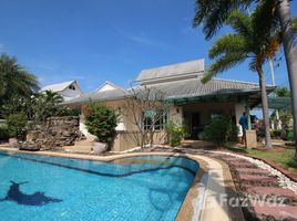 3 Bedrooms Villa for sale in Thap Tai, Hua Hin Emerald Resort