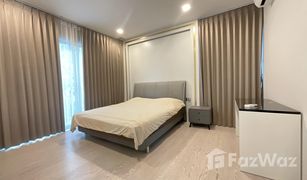 4 Schlafzimmern Haus zu verkaufen in Saphan Sung, Bangkok Nantawan Rama 9 – Srinakarin