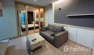 1 Bedroom Condo for sale in Si Lom, Bangkok Life At Sathorn 10