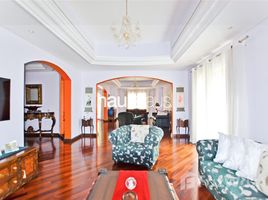 5 спален Дом на продажу в Family Villa Area, Lake Apartments, Green Community