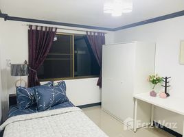 5 спален Дом в аренду в Royal Nakarin Villa, Nong Bon