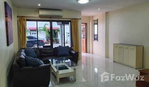 4 Schlafzimmern Reihenhaus zu verkaufen in Nong Prue, Pattaya Corrib Village