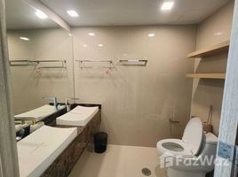 1 спален Квартира на продажу в The Peak Towers, Nong Prue