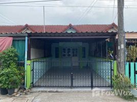 2 Bedroom Townhouse for sale at Moo Baan Phra Prathanphon, Surasak, Si Racha