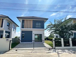 3 Schlafzimmer Haus zu vermieten im CPN Ville 2, Bueng Kham Phroi