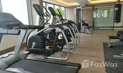 Photos 3 of the Communal Gym at Mayfair Place Sukhumvit 50