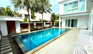 5 Schlafzimmern Villa zu verkaufen in Nong Prue, Pattaya Palm Oasis