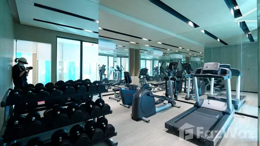 Фото 4 of the Communal Gym at Walden Asoke