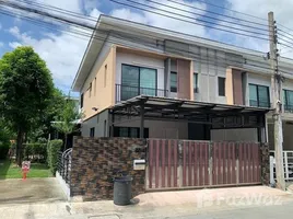 3 Bedroom Townhouse for rent at The Connect Suanluang Onnut, Prawet, Prawet, Bangkok, Thailand