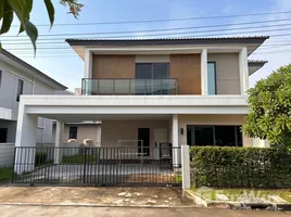 บ้านเดี่ยว 4 ห้องนอน ให้เช่า ในโครงการ เซนโทร พระราม 2-พุทธบูชา, ท่าข้าม