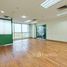 256 m2 Office for rent at J.Press Building, チョン・ノンシ