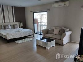 3 спален Квартира на продажу в Renova Residence Chidlom, Lumphini, Патхум Щан, Бангкок, Таиланд