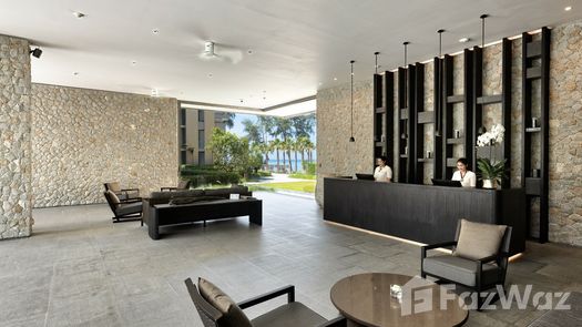 Fotos 1 of the Rezeption / Lobby at Twinpalms Residences by Montazure