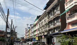 4 Schlafzimmern Büro zu verkaufen in Krathum Rai, Bangkok 