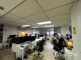 182 m2 Office for rent in FazWaz.jp, Si Lom, バンラック, バンコク, タイ