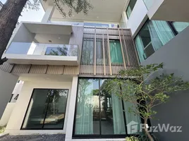 在Nantawan Rama 9 – Srinakarin租赁的4 卧室 屋, Saphan Sung, 沙攀松, 曼谷, 泰国
