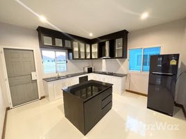 3 спален Дом в аренду в Thanaporn Park Home 5, San Pa Pao