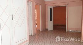 Verfügbare Objekte im Appartement à rénover à vendre, bien situé au centre de Guéliz, Marrakech, usage mixte habitation ou bureau