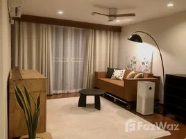 คอนโด 2 ห้องนอน ให้เช่า ในโครงการ เฟรเกรนท์ 71, พระโขนงเหนือ