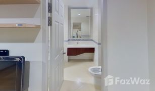 1 Bedroom Condo for sale in Sam Sen Nok, Bangkok Life at Ratchada - Suthisan