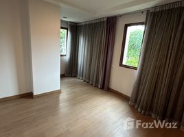 2 спален Квартира на продажу в The Crest Ruamrudee, Lumphini