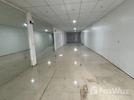 ร้านขายของ 1 ห้องนอน ให้เช่า ในทำเล สีลม, กรุงเทพมหานคร, สีลม