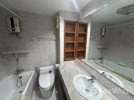 3 спален Квартира на продажу в Ruamjai Heights, Khlong Toei Nuea, Щаттхана