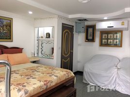 3 Bedrooms Condo for sale in Nong Prue, Pattaya Pattaya Beach Condo