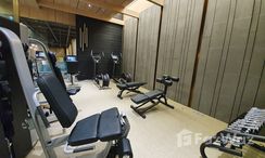 Фото 2 of the Communal Gym at Chalermnit Art De Maison