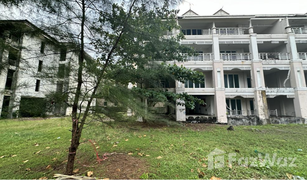 Гостиница, 100 спальни на продажу в Mai Khao, Пхукет 