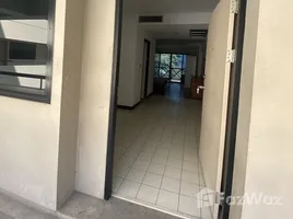 ขายคอนโด 1 ห้องนอน ในโครงการ บ้านยุพยงค์, หัวหมาก