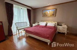 ขายคอนโด ขนาด 3 ห้องนอน ในโครงการ ชิดลม เพลส อยู่ที่ทำเล กรุงเทพมหานคร, ไทยทำเล