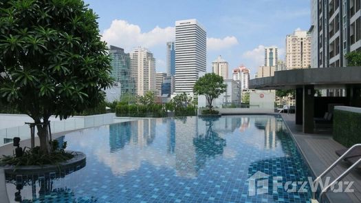 Fotos 1 of the Communal Pool at 15 Sukhumvit Residences