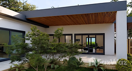 Available Units at Leo Resort