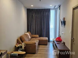 Oka Haus에서 임대할 1 침실 콘도, Khlong Tan