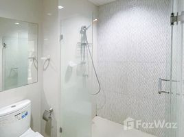 1 спален Кондо на продажу в Life Sukhumvit 48, Phra Khanong