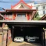 Baan Aroonpat Village で売却中 3 ベッドルーム 一軒家, チョン・ノンシ, ヤンナワ, バンコク