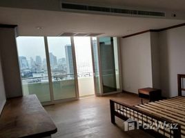 3 Bedroom Apartment for rent at River House Condominium, Khlong San, Khlong San