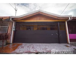 2 Bedroom House for sale at Limón, Limon