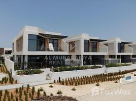 4 спален Вилла на продажу в Marbella, Mina Al Arab