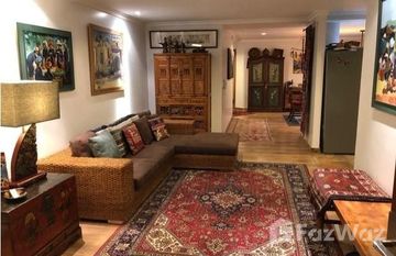 SPECIAL GROUND FLOOR APARTMENT WITH 2 PATIOS AND GREAT LAYOUT COMES PARTIALLY FURNISHED in Cuenca, Azuay