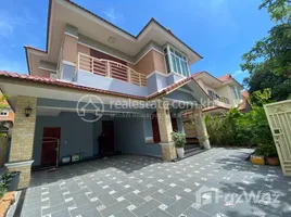 5 chambre Villa for rent in Cambodge, Tonle Basak, Chamkar Mon, Phnom Penh, Cambodge