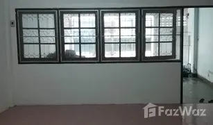 3 Bedrooms Townhouse for sale in Lat Phrao, Bangkok 